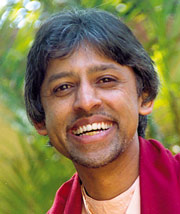 Mansukh Patel, evenzo moeilijk te peilen als andere &#39;meesters&#39;. - Mansukh-Patel-180x355